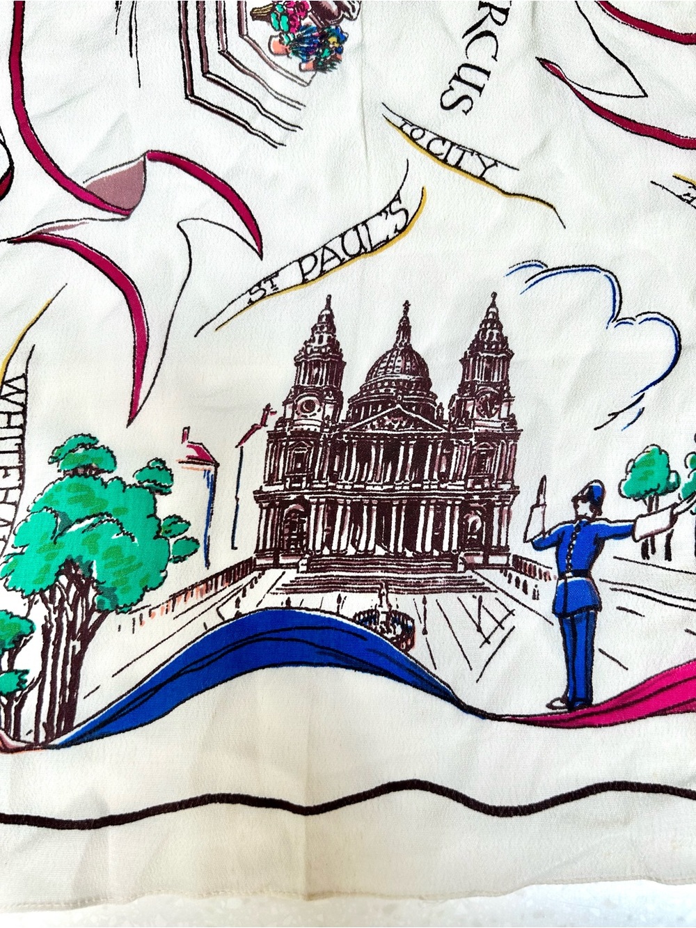 LONDON UK Britain Scenic Silk Scarf/wrap w vacay resort European vibe - Picture 7 of 15